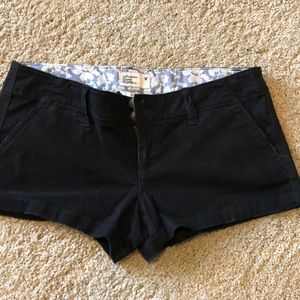 American eagle black shorts